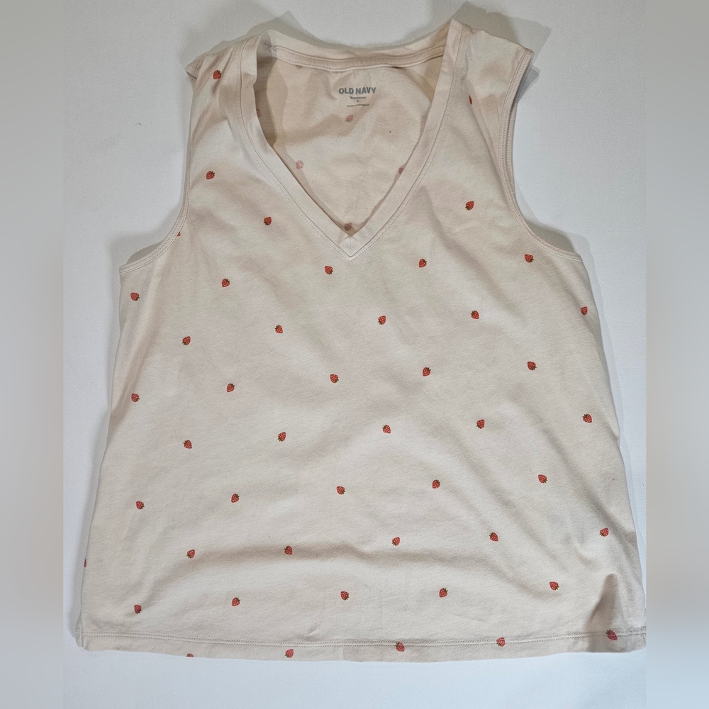 Old Navy Blouse Womens Small Cream Strawberry Print Feminine Sleeveless Casual